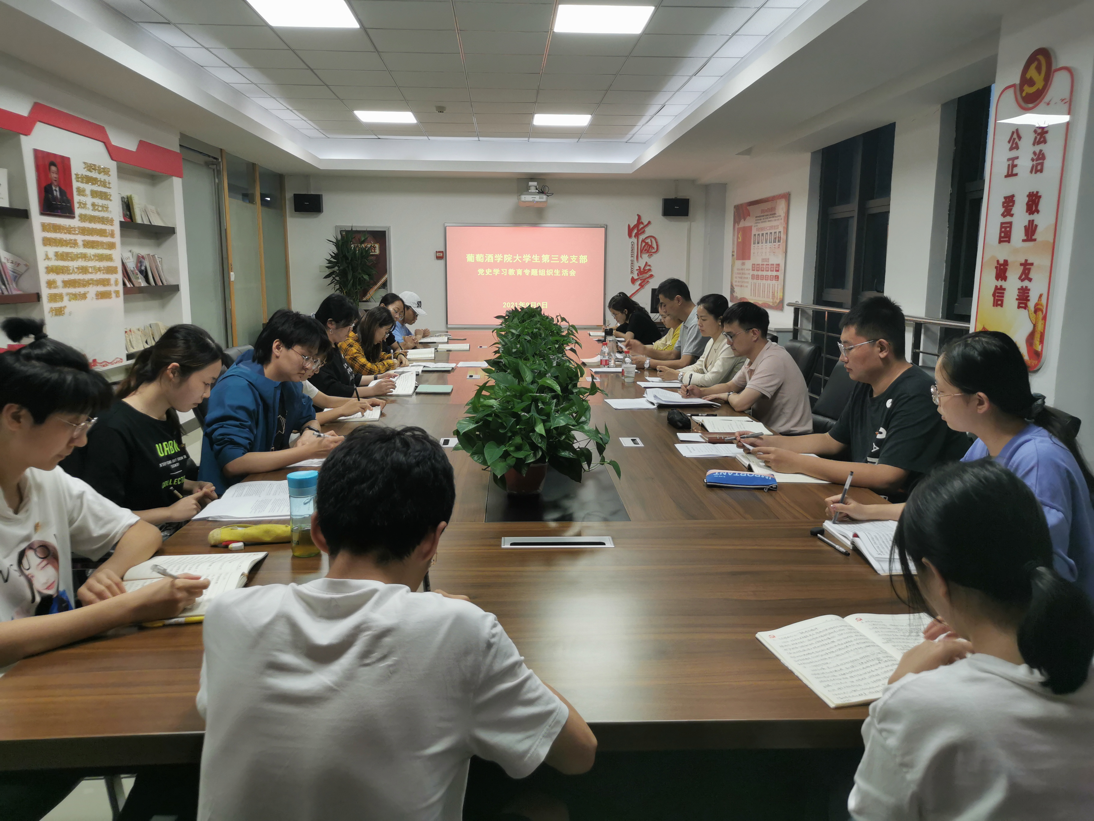 5c80cb3e0dc345d68033fa9db316f86c.jpg 5c80cb3e0dc345d68033fa9db316f86c.jpg