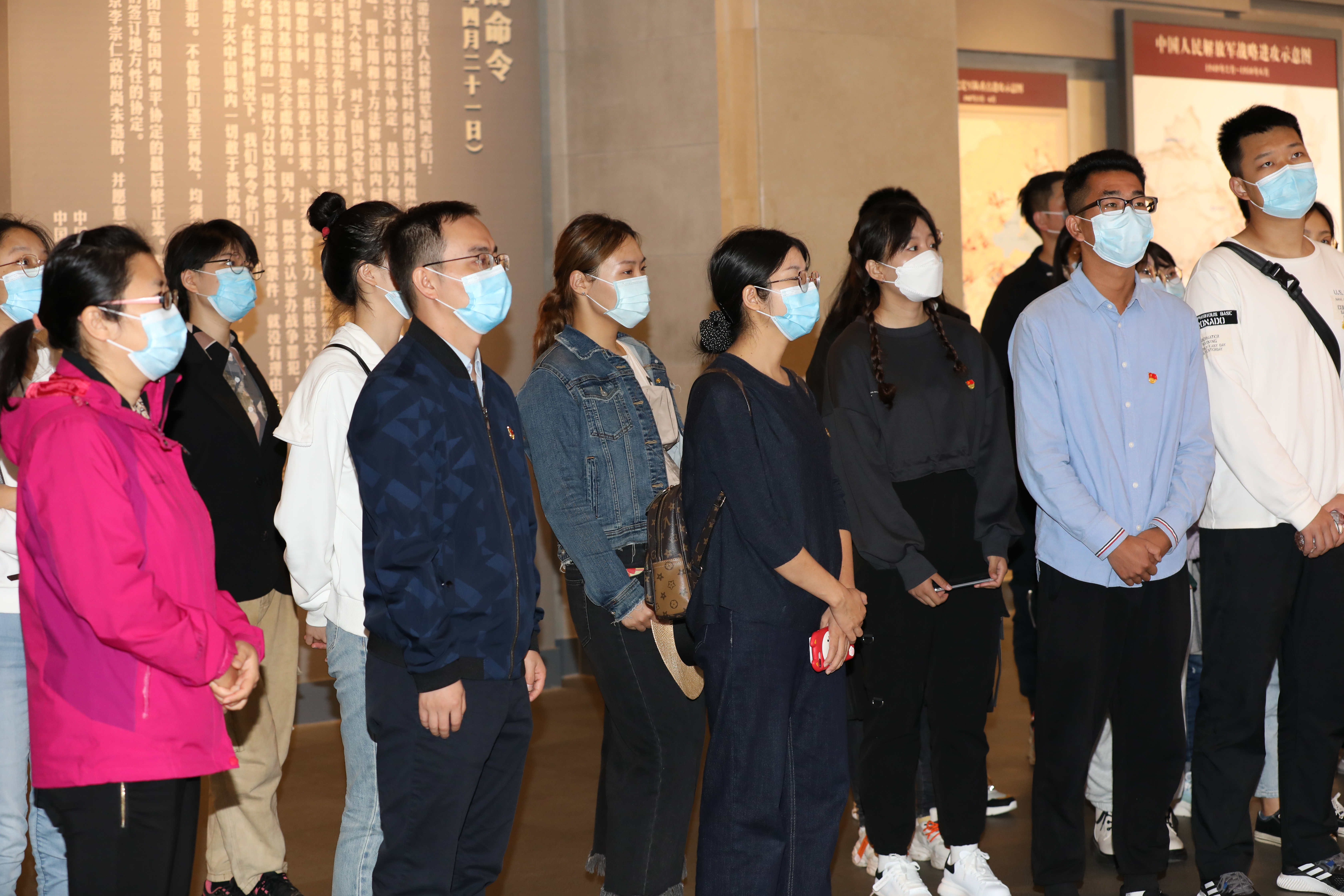 f2e6751c779f45a0b273e210489b483a.jpg f2e6751c779f45a0b273e210489b483a.jpg